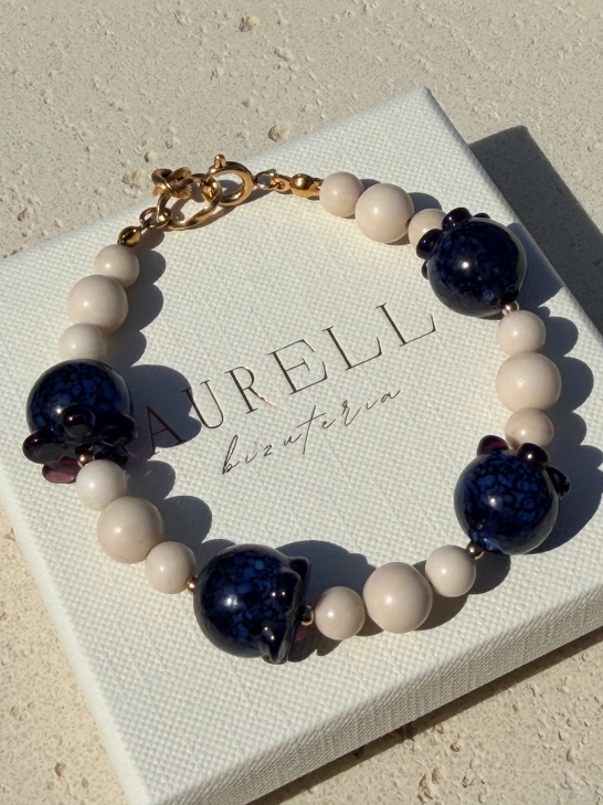 bransoletka z kamieni naturalnych, beżowa, borówki, blueberry